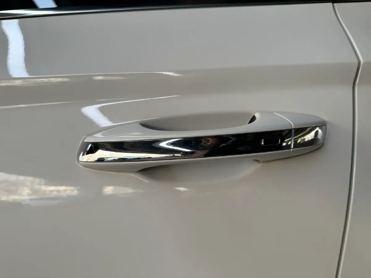 2022 Skoda Karoq 1.4T 150HP L4 7DCT,autocango,china used car exporter,china ev exporter,chinese used car exporter,chinese used ev exporter