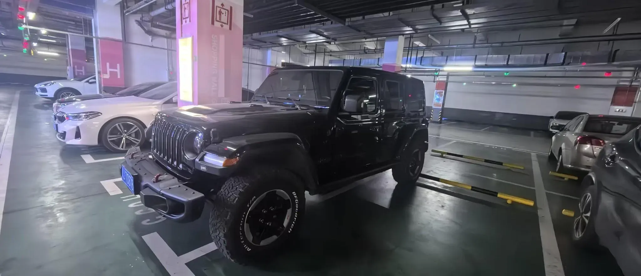 2013 Land Rover Range Rover Evoque 2.2T 190HP L4 6AT,autocango,china used car exporter,china ev exporter,chinese used car exporter,chinese used ev exporter