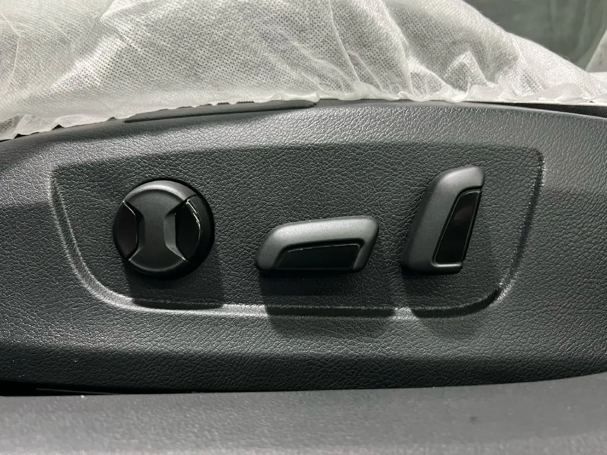 2025 Skoda Superb 1.4T 150HP L4 7DCT,autocango,china used car exporter,china ev exporter,chinese used car exporter,chinese used ev exporter