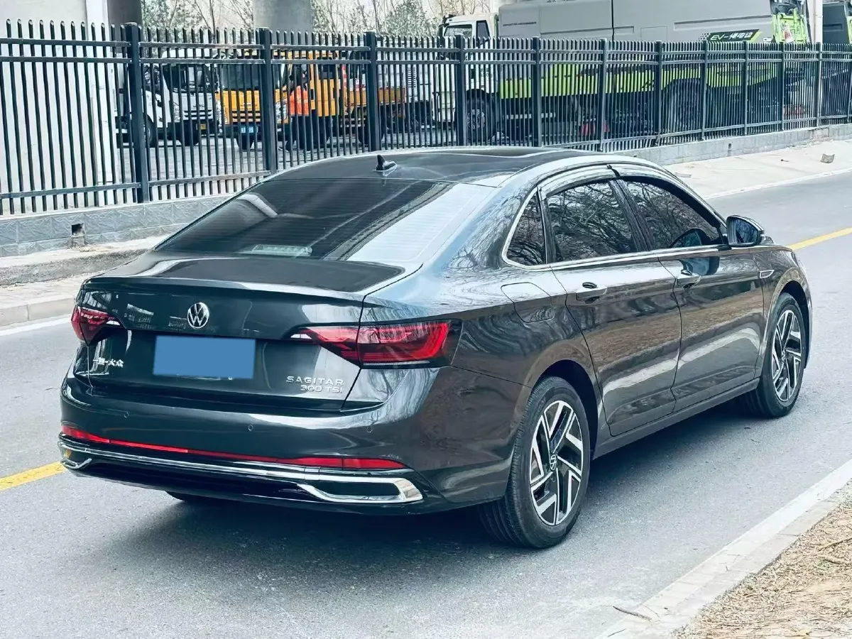 2023 Volkswagen Sagitar 1.5T 160HP L4 7DCT,autocango,china used car exporter,china ev exporter,chinese used car exporter,chinese used ev exporter