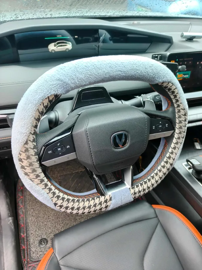 2023 ChangAn UNI-V 1.5T 188HP L4 7DCT,autocango,china used car exporter,china ev exporter,chinese used car exporter,chinese used ev exporter