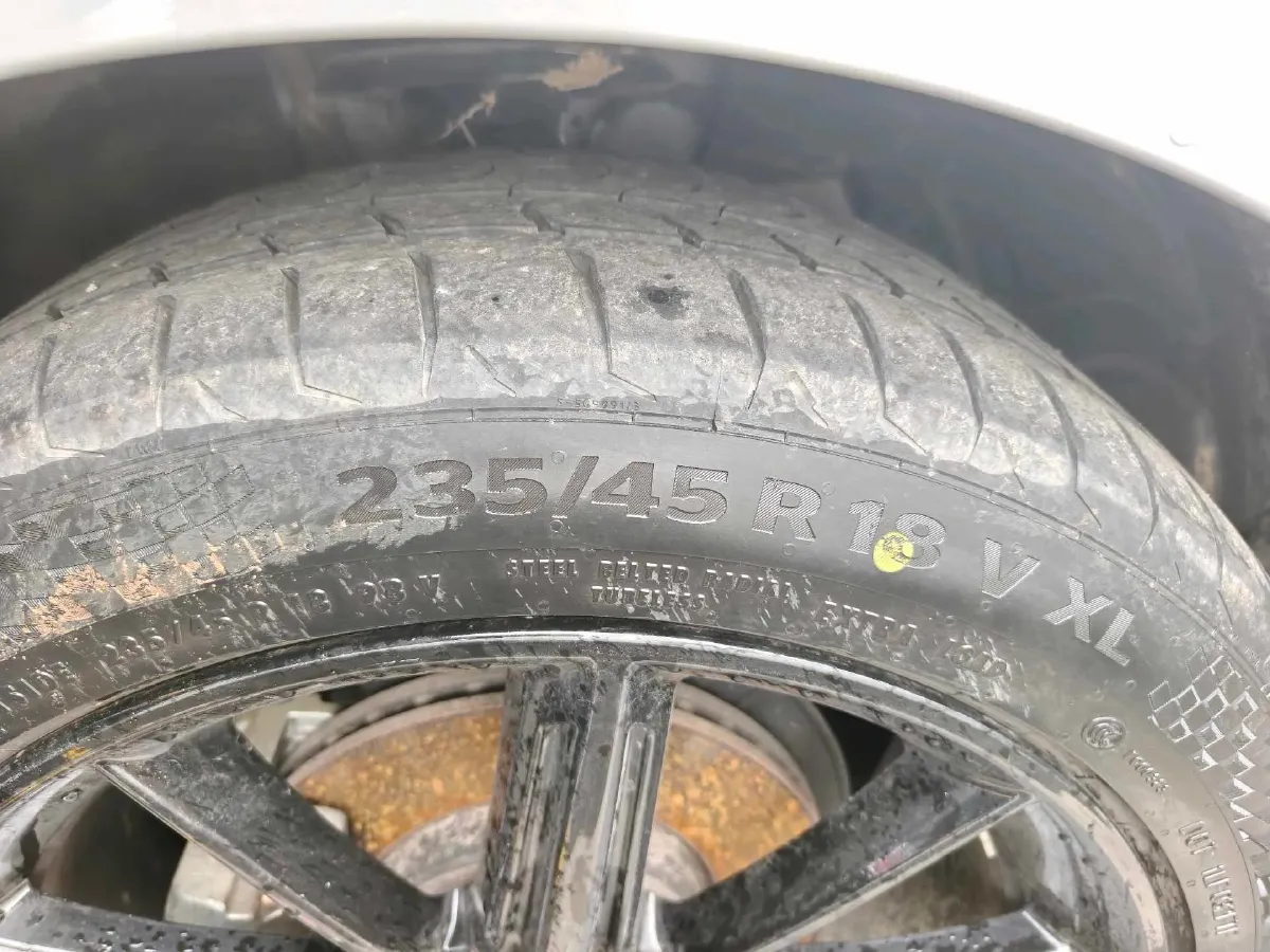 2023 ChangAn UNI-V 1.5T 188HP L4 7DCT,autocango,china used car exporter,china ev exporter,chinese used car exporter,chinese used ev exporter