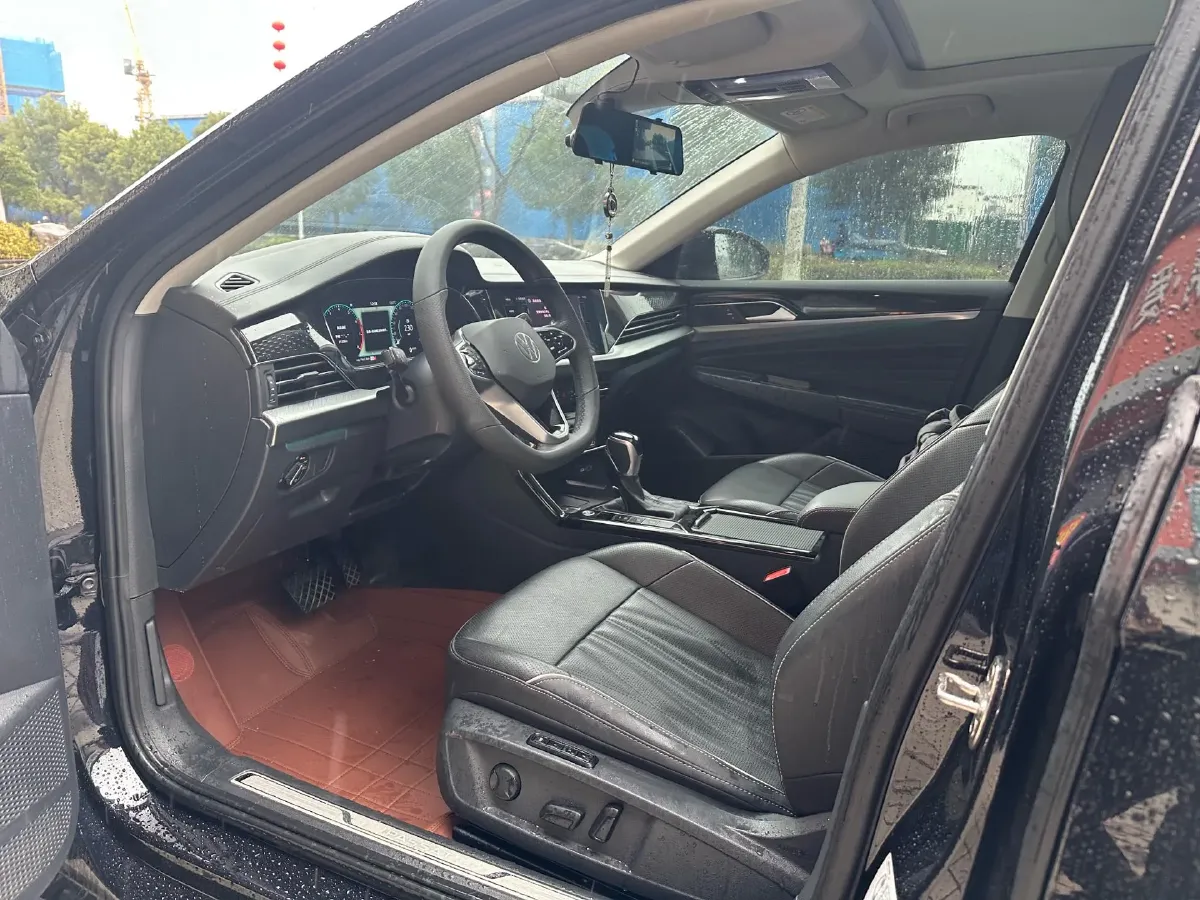 2023 Volkswagen Passat 2.0T 220HP L4 7DCT,autocango,china used car exporter,china ev exporter,chinese used car exporter,chinese used ev exporter