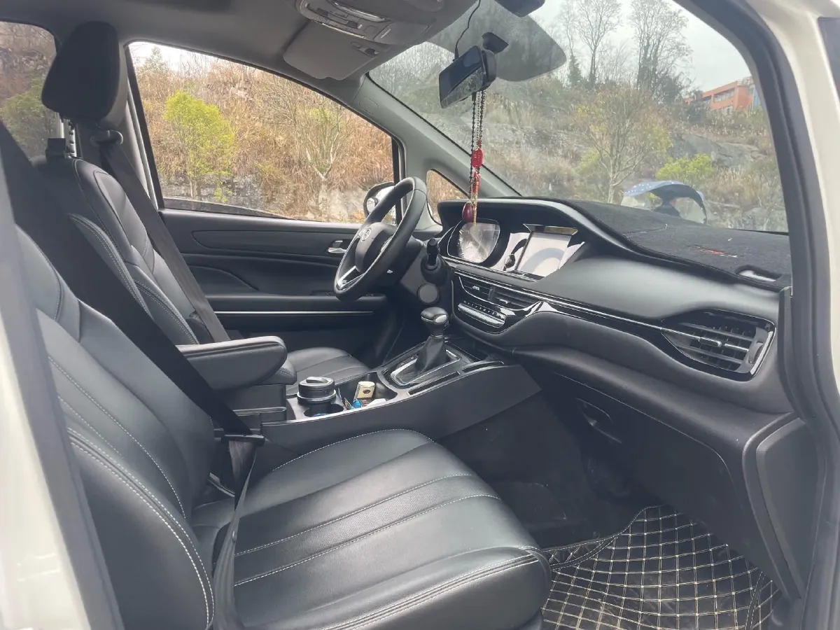 2021 GAC Trumpchi M6 1.5T 169HP L4 7DCT,autocango,china used car exporter,china ev exporter,chinese used car exporter,chinese used ev exporter