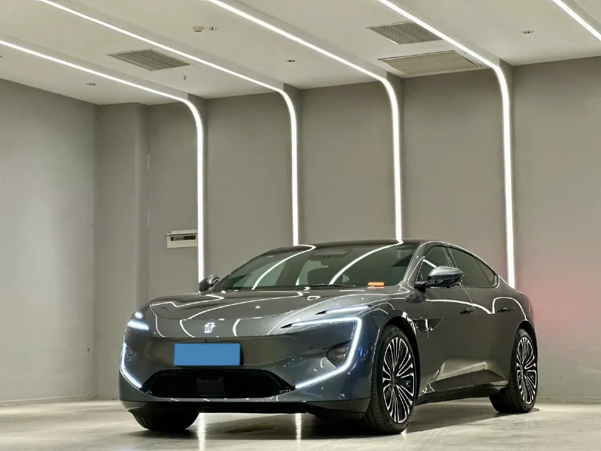 2025 Avatr 12 1.5T 156HP L4 REEV 39.05KWH,autocango,china used car exporter,china ev exporter,chinese used car exporter,chinese used ev exporter