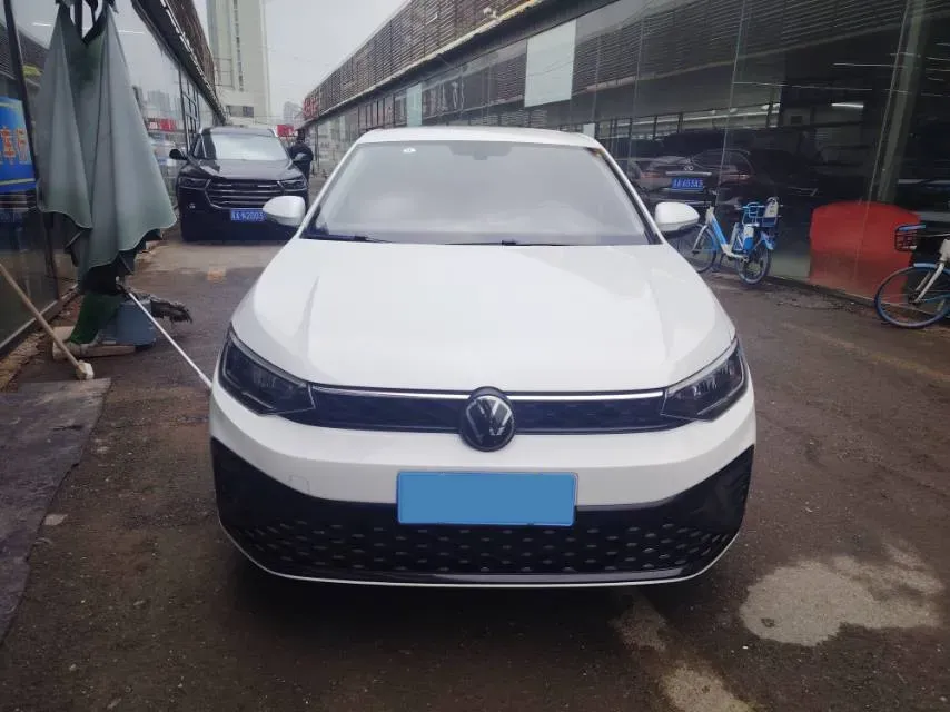 2023 Mazda 3 Axela 1.5L 117HP L4 6AT,autocango,china used car exporter,china ev exporter,chinese used car exporter,chinese used ev exporter