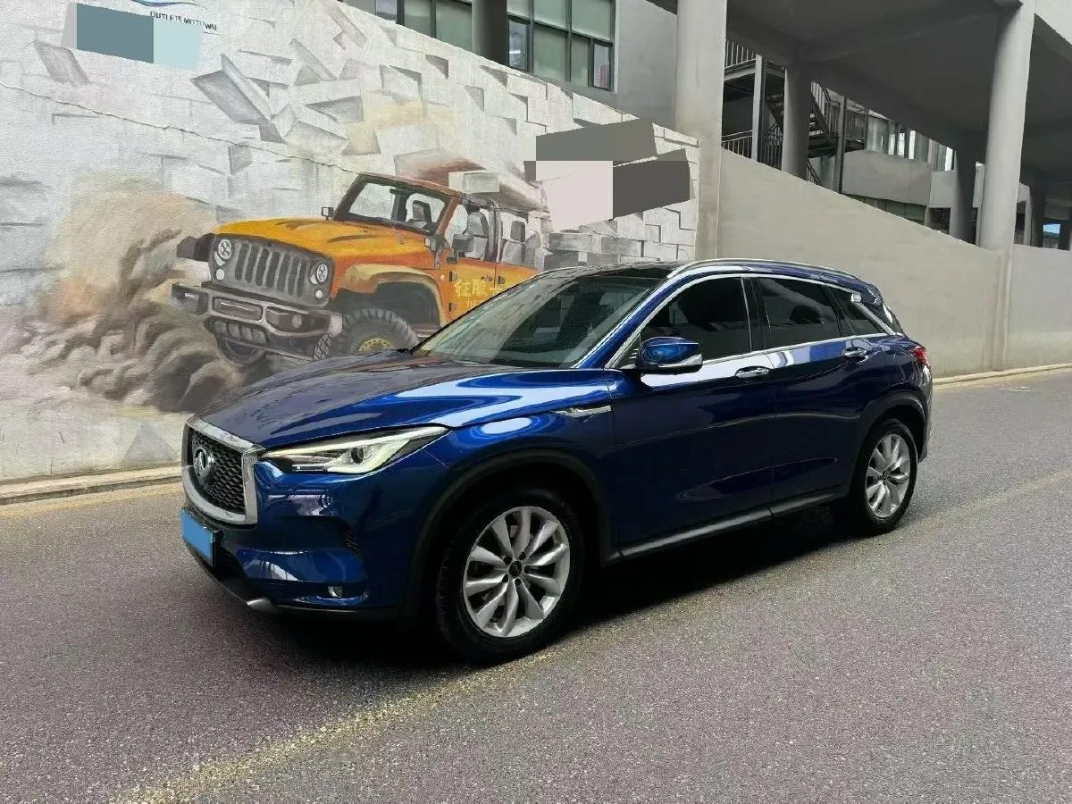 2018 Infiniti QX30 2.0T 211HP L4 7DCT,autocango,china used car exporter,china ev exporter,chinese used car exporter,chinese used ev exporter