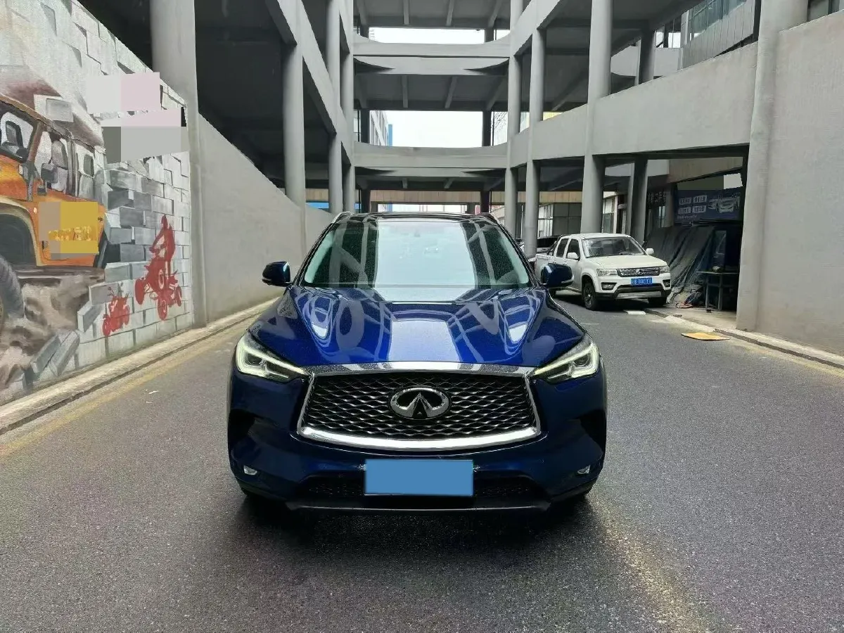 2018 Infiniti QX30 2.0T 211HP L4 7DCT,autocango,china used car exporter,china ev exporter,chinese used car exporter,chinese used ev exporter