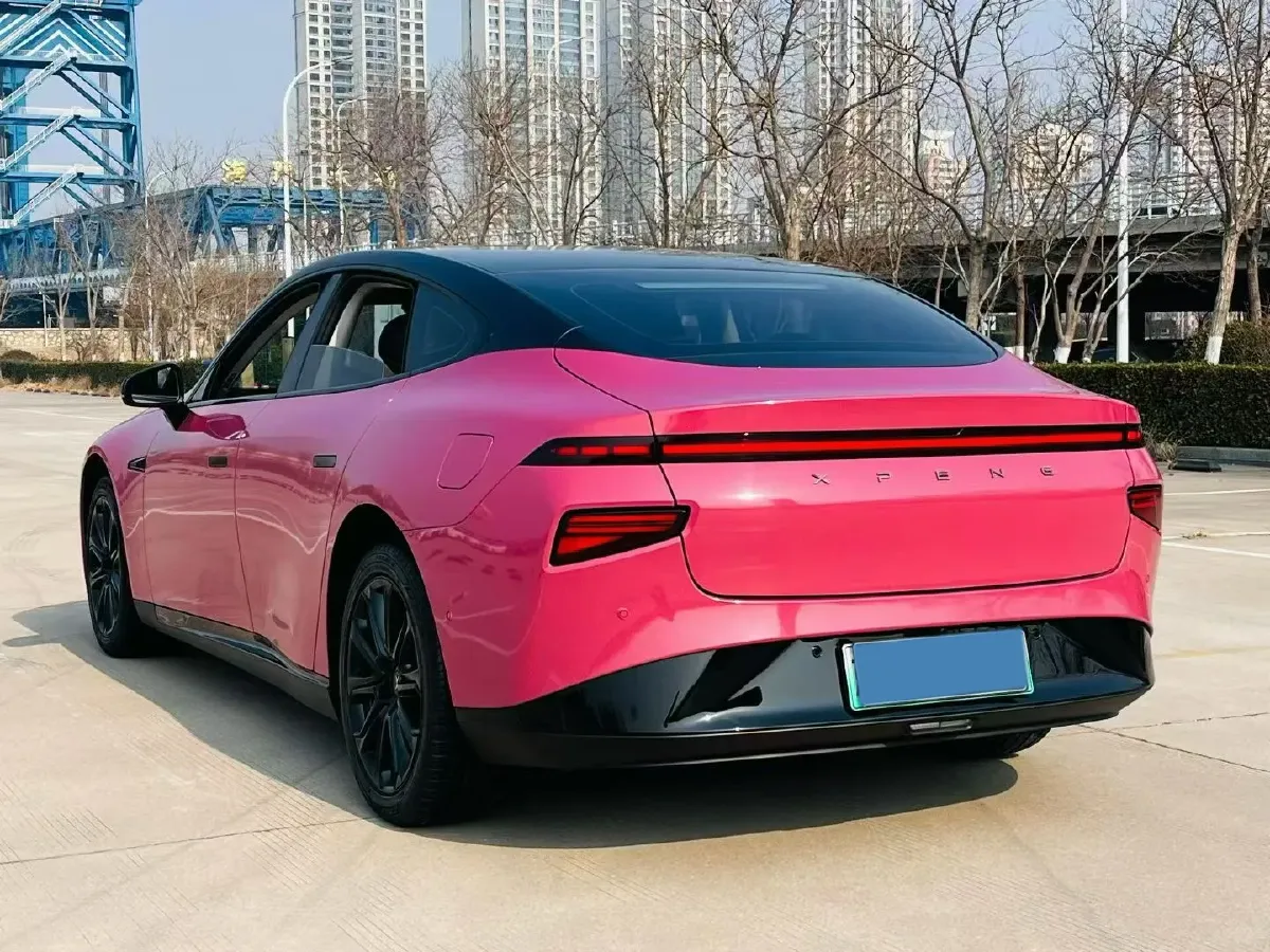 2022 Xpeng P7 BEV 83.1KWH,autocango,china used car exporter,china ev exporter,chinese used car exporter,chinese used ev exporter