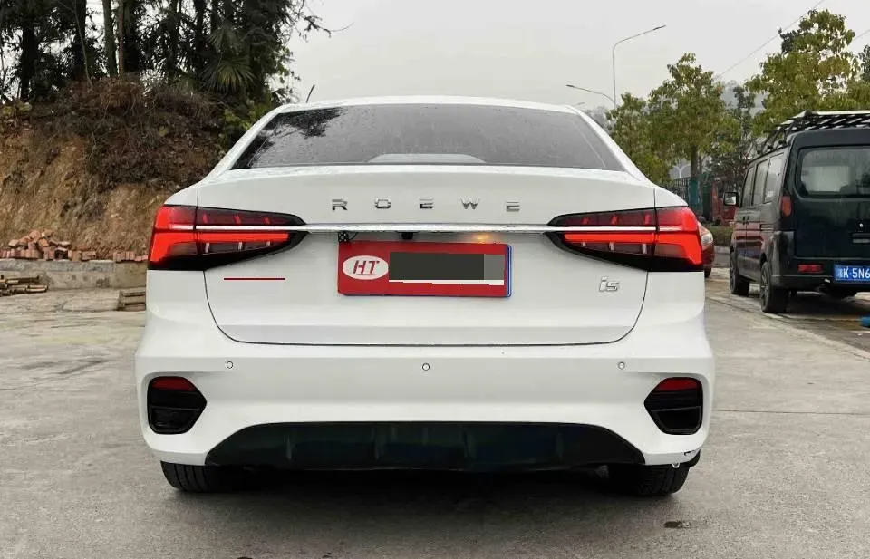 2021 Roewe i5 1.5L 120HP L4 CVT,autocango,china used car exporter,china ev exporter,chinese used car exporter,chinese used ev exporter