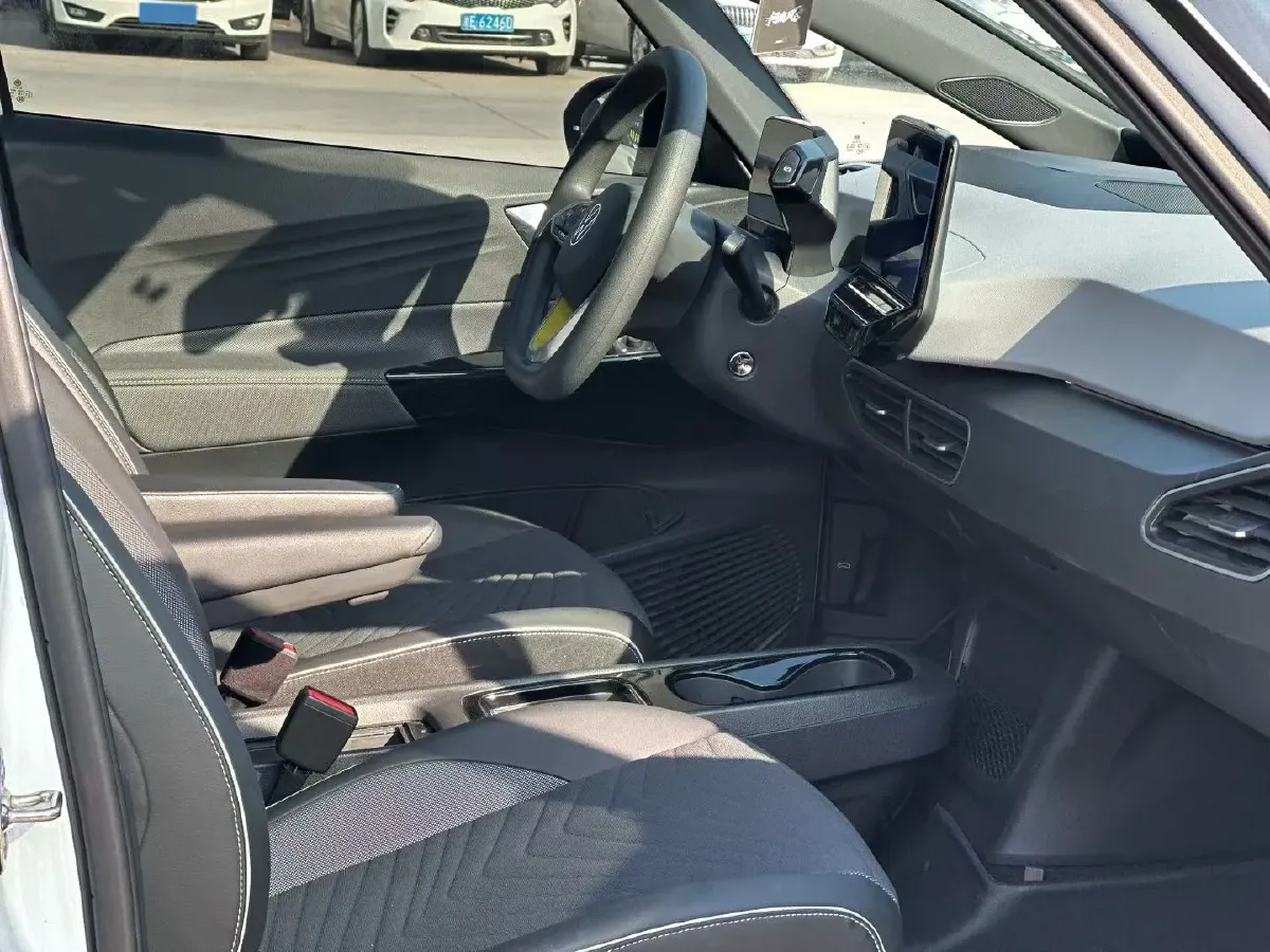 2023 Volkswagen ID.3 BEV 52.8KWH,autocango,china used car exporter,china ev exporter,chinese used car exporter,chinese used ev exporter