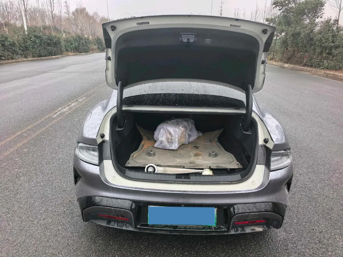 2024 MI SU7 BEV 94.3KWH,autocango,china used car exporter,china ev exporter,chinese used car exporter,chinese used ev exporter