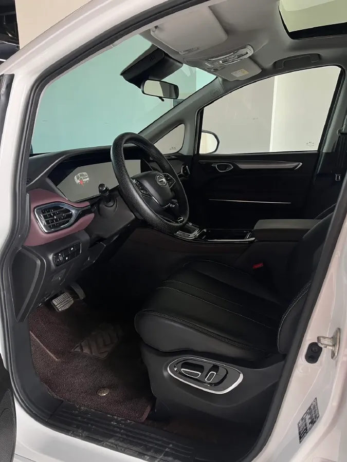 2023 GAC Trumpchi M6 1.5T 177HP L4 7DCT,autocango,china used car exporter,china ev exporter,chinese used car exporter,chinese used ev exporter