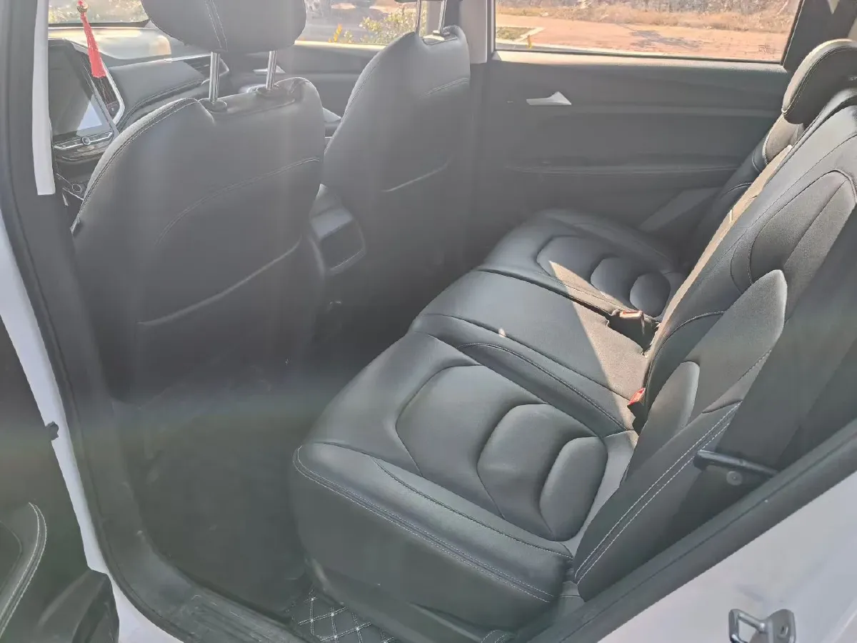 2020 HanTeng X5 1.5T 156HP L4 6AT,autocango,china used car exporter,china ev exporter,chinese used car exporter,chinese used ev exporter