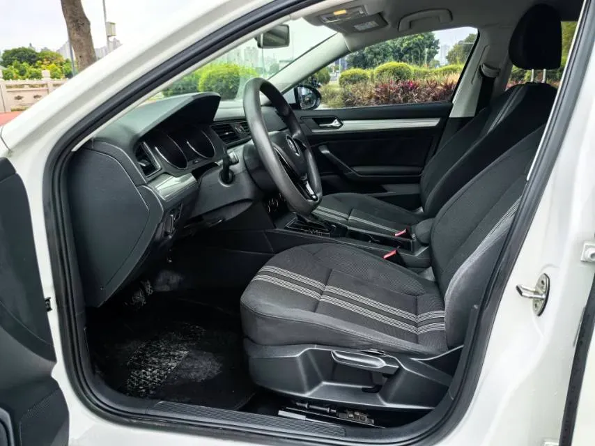 2017 Volkswagen Lamando 1.4T 131HP L4 7DCT,autocango,china used car exporter,china ev exporter,chinese used car exporter,chinese used ev exporter