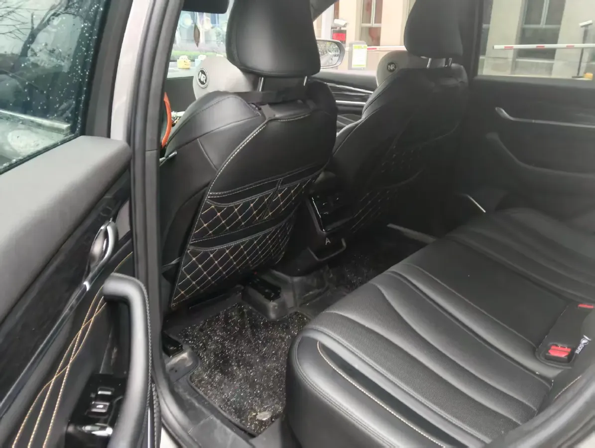 2024 Geely Monjaro 2.0T 218HP L4 7DCT,autocango,china used car exporter,china ev exporter,chinese used car exporter,chinese used ev exporter