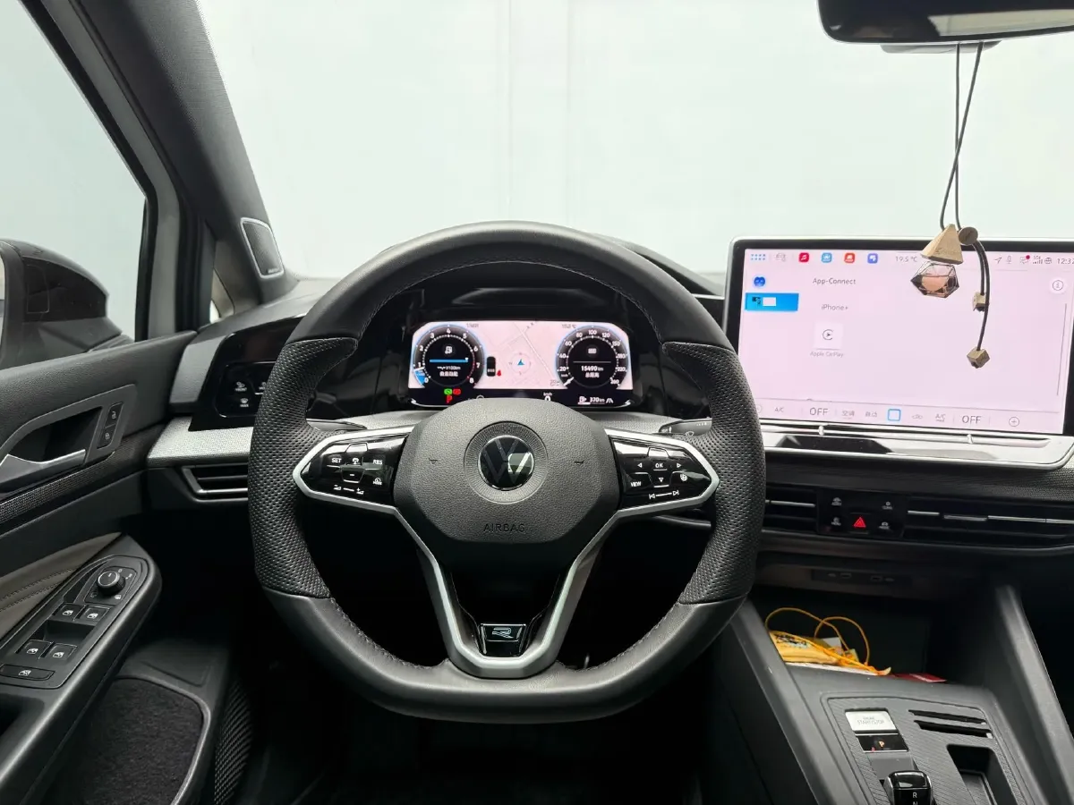 2025 Volkswagen Golf 1.5T 160HP L4 7DCT,autocango,china used car exporter,china ev exporter,chinese used car exporter,chinese used ev exporter