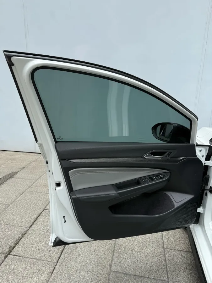 2025 Volkswagen Golf 1.5T 160HP L4 7DCT,autocango,china used car exporter,china ev exporter,chinese used car exporter,chinese used ev exporter