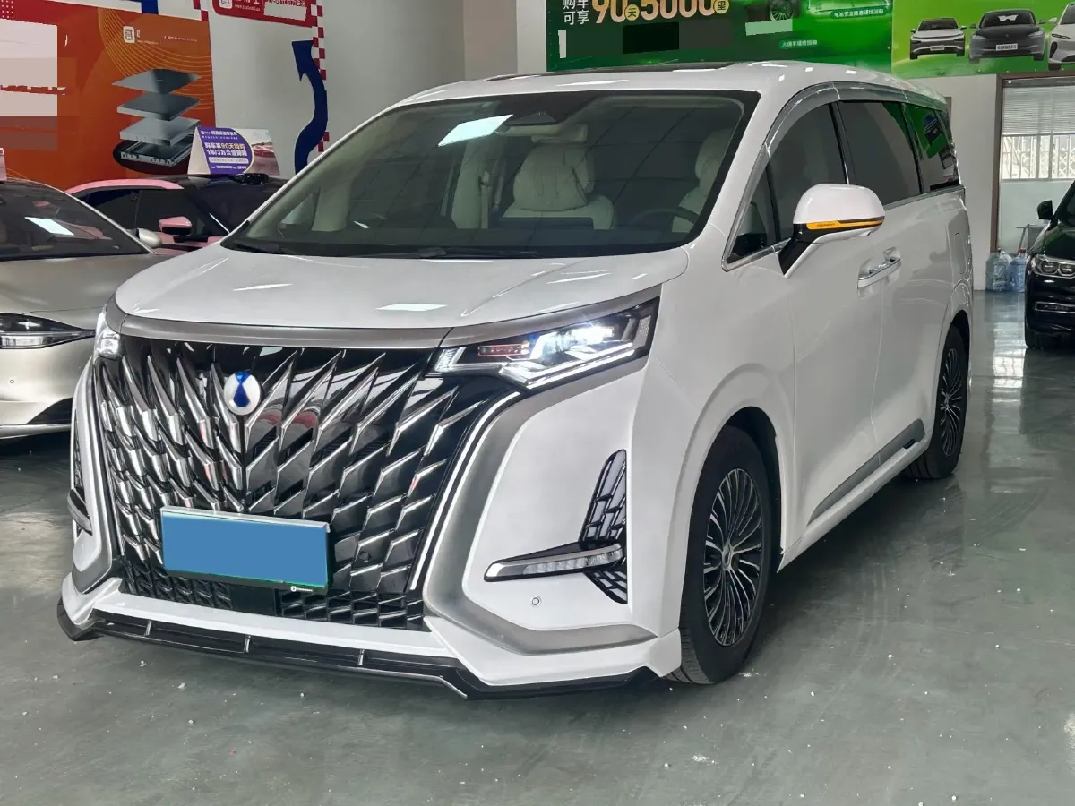 2024 Denza D9 1.5T 139HP L4 E-CVT PHEV 40KWH,autocango,china used car exporter,china ev exporter,chinese used car exporter,chinese used ev exporter