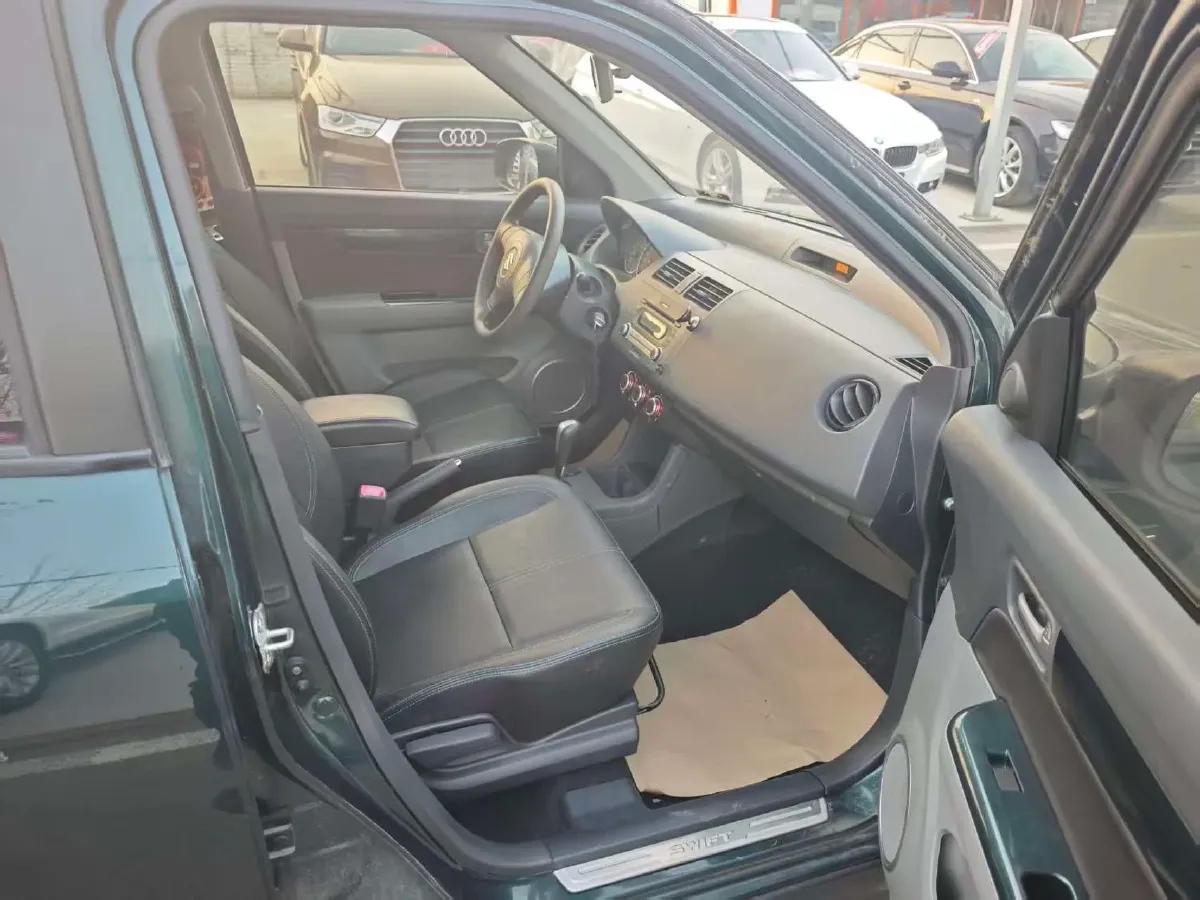 2016 Suzuki Swift 1.5L 103HP L4 4AT,autocango,china used car exporter,china ev exporter,chinese used car exporter,chinese used ev exporter