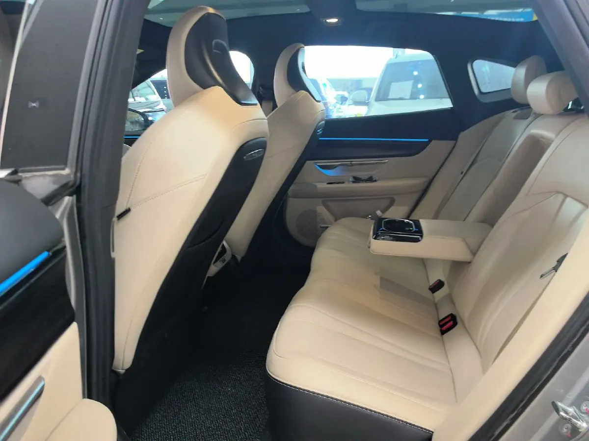 2022 Volkswagen Tiguan X 2.0T 220HP L4 7DCT,autocango,china used car exporter,china ev exporter,chinese used car exporter,chinese used ev exporter