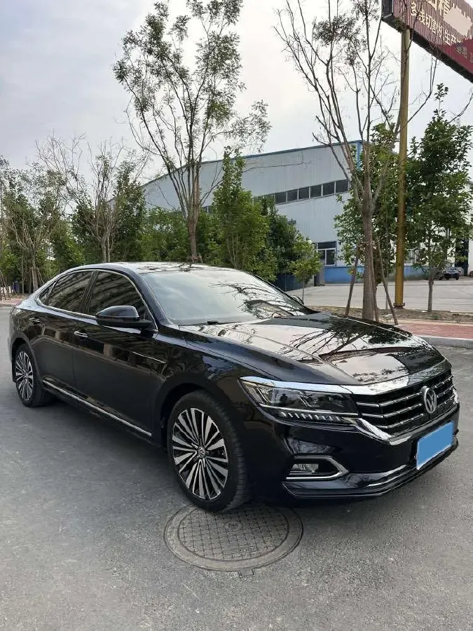 2023 Volkswagen Passat 2.0T 186HP L4 7DCT,autocango,china used car exporter,china ev exporter,chinese used car exporter,chinese used ev exporter