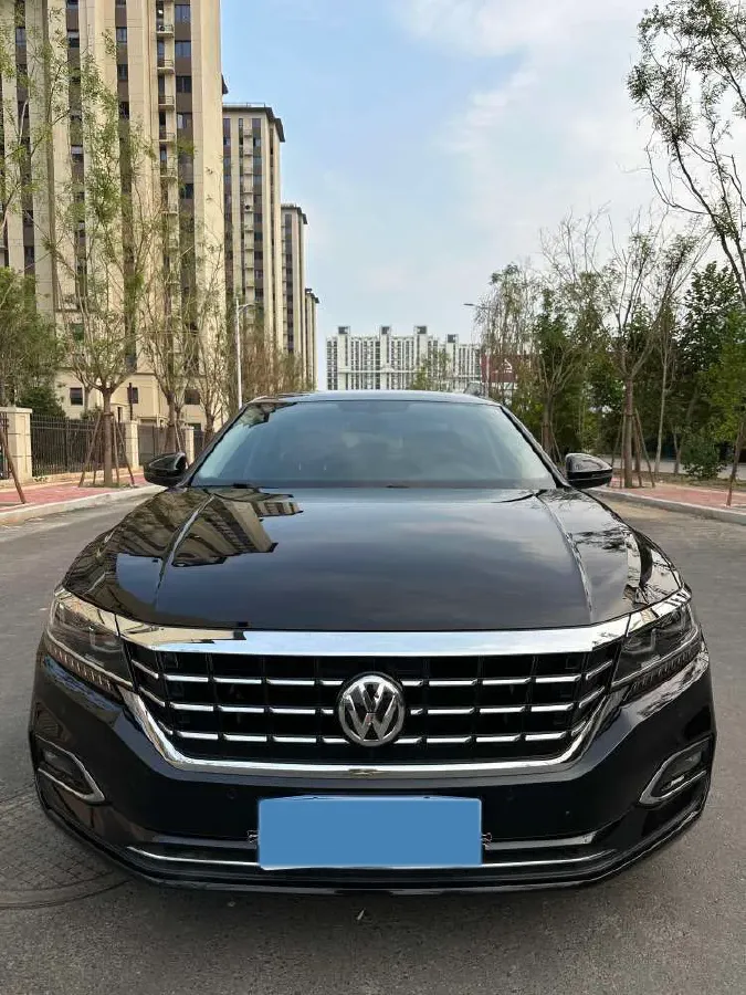 2023 Volkswagen Passat 2.0T 186HP L4 7DCT,autocango,china used car exporter,china ev exporter,chinese used car exporter,chinese used ev exporter
