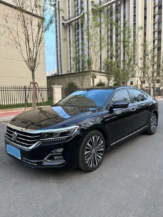 2023 Volkswagen Passat 2.0T 186HP L4 7DCT,autocango,china used car exporter,china ev exporter,chinese used car exporter,chinese used ev exporter