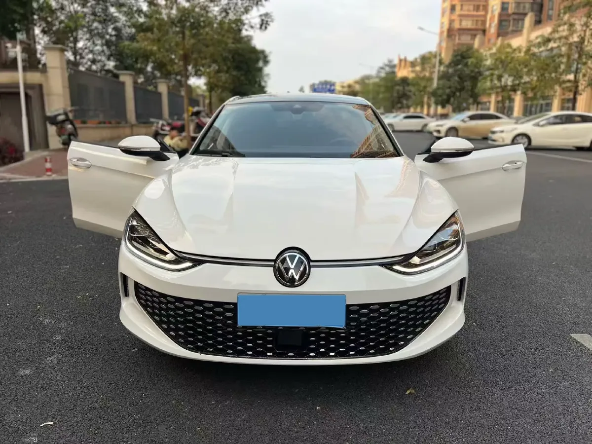 2022 Volkswagen Lavida 1.4T 150HP L4 7DCT,autocango,china used car exporter,china ev exporter,chinese used car exporter,chinese used ev exporter