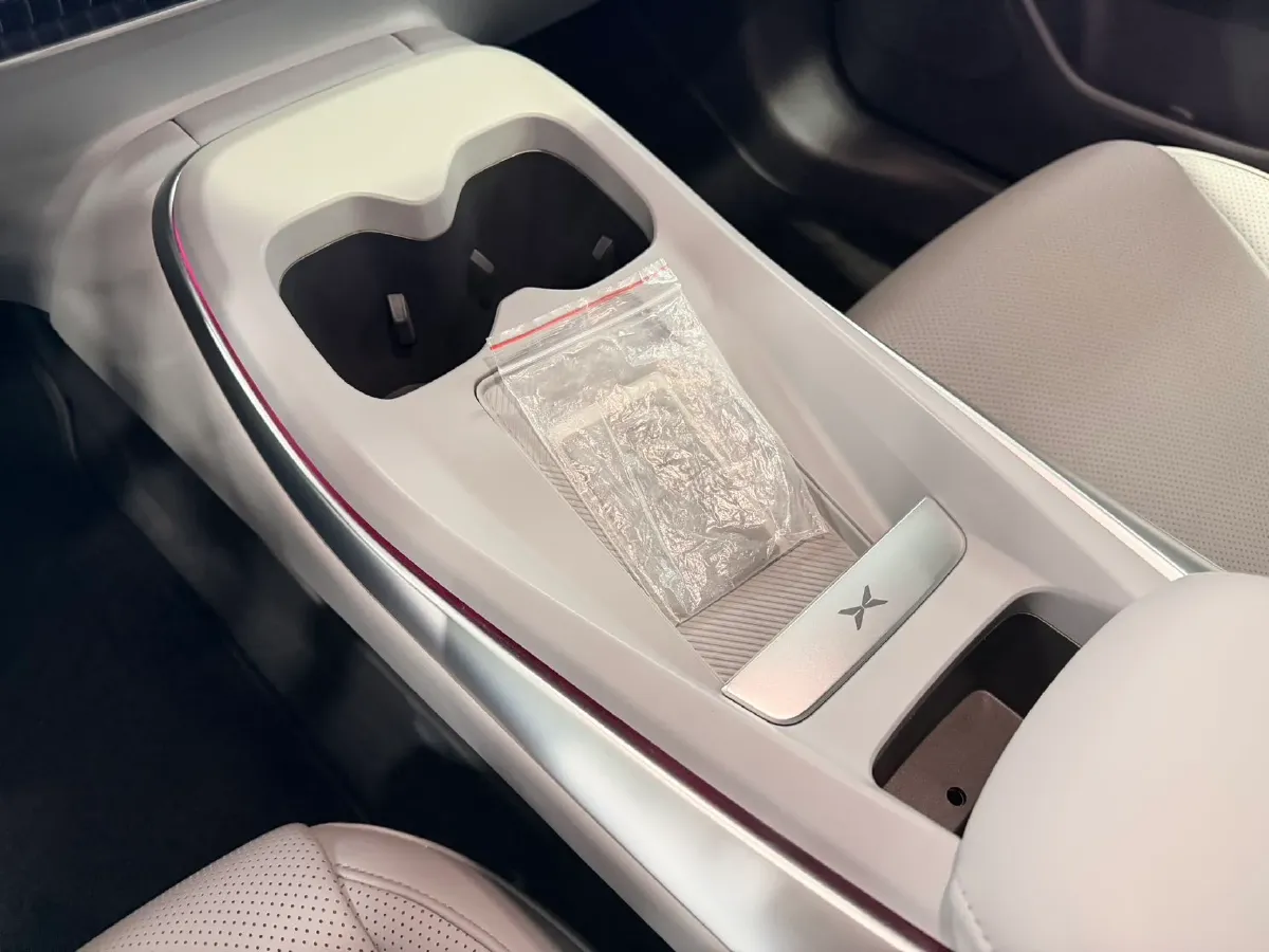 2024 Xpeng MONA M03 BEV 62.2KWH,autocango,china used car exporter,china ev exporter,chinese used car exporter,chinese used ev exporter