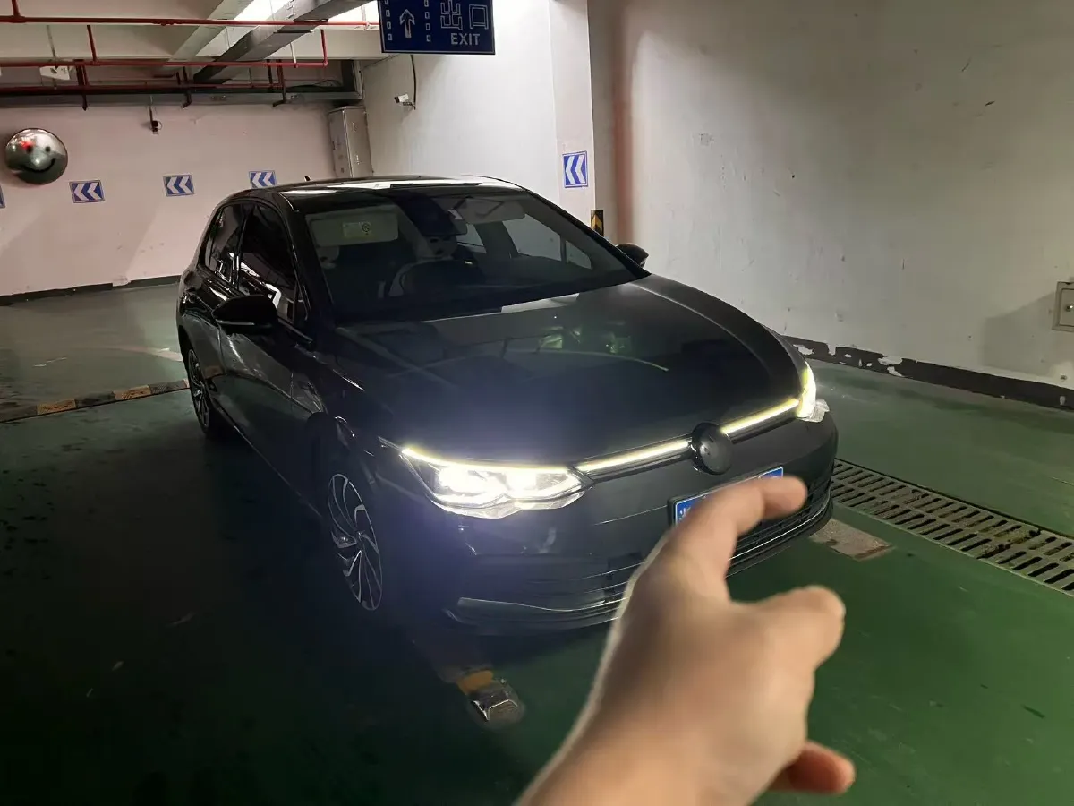 2023 Volkswagen Golf 1.4T 150HP L4 7DCT,autocango,china used car exporter,china ev exporter,chinese used car exporter,chinese used ev exporter