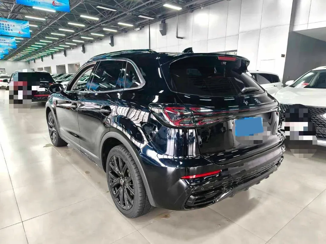 2025 HongQi HS5 2.0T 252HP L4 8AT,autocango,china used car exporter,china ev exporter,chinese used car exporter,chinese used ev exporter
