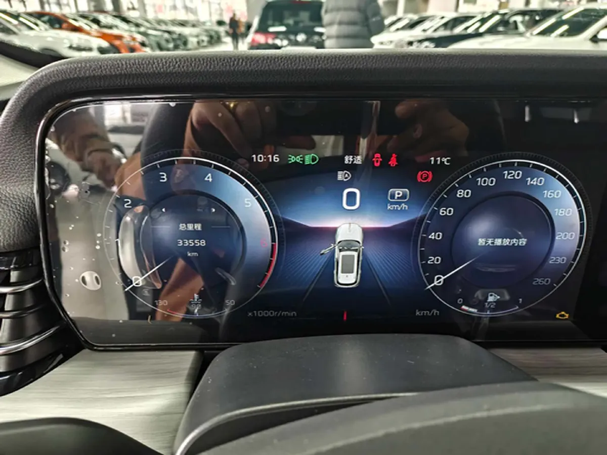 2025 HongQi HS5 2.0T 252HP L4 8AT,autocango,china used car exporter,china ev exporter,chinese used car exporter,chinese used ev exporter