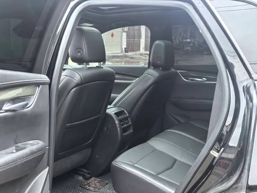 2021 Cadillac XT5 2.0T 237HP L4 9AT,autocango,china used car exporter,china ev exporter,chinese used car exporter,chinese used ev exporter