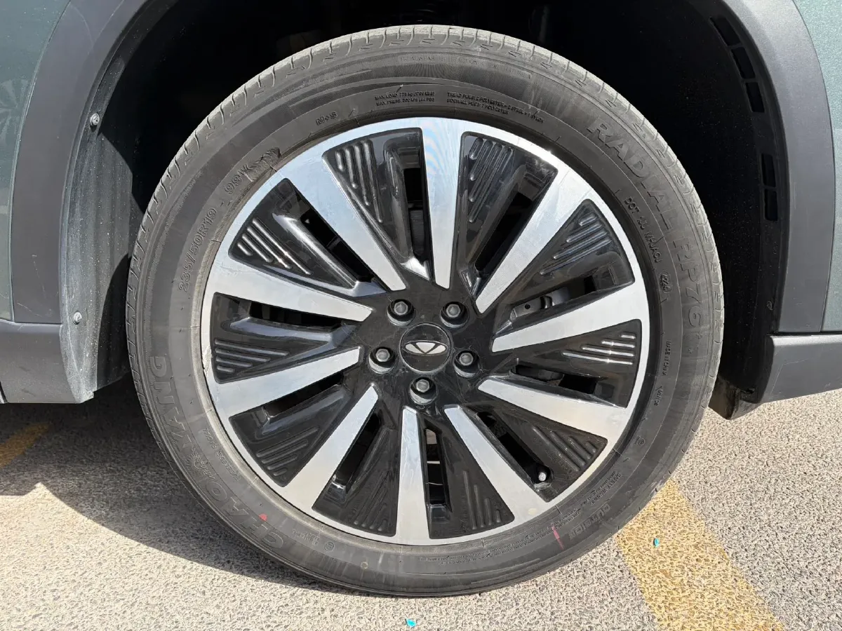 2025 Fulwin FulwinT8 1.5T 156HP L4 1DHT PHEV 18.67KWH,autocango,china used car exporter,china ev exporter,chinese used car exporter,chinese used ev exporter