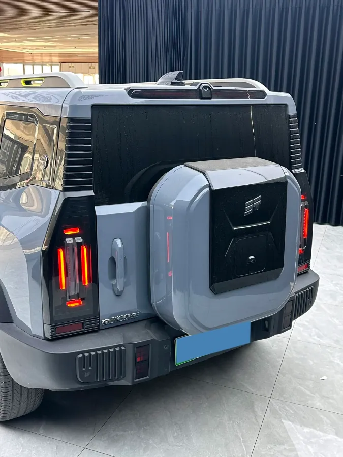 2024 Jetour ShanHai TravellerC-DM 1.5T 156HP L4 3DHT PHEV 43.24KWH,autocango,china used car exporter,china ev exporter,chinese used car exporter,chinese used ev exporter