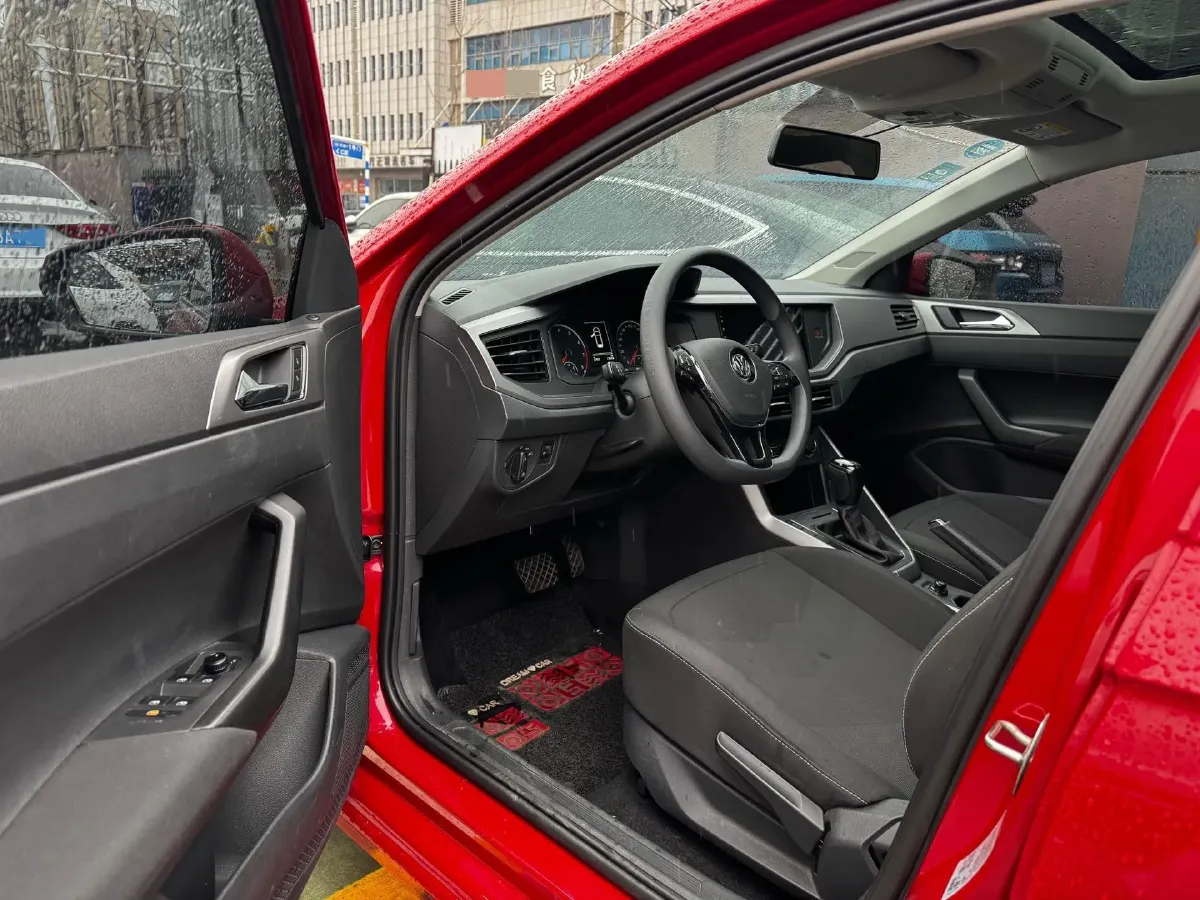 2019 Volkswagen Polo 1.5L 113HP L4 6AT,autocango,china used car exporter,china ev exporter,chinese used car exporter,chinese used ev exporter