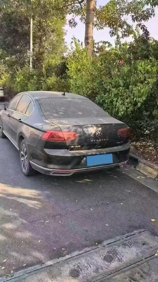 2020 Volkswagen Magotan 2.0T 186HP L4 7DCT,autocango,china used car exporter,china ev exporter,chinese used car exporter,chinese used ev exporter