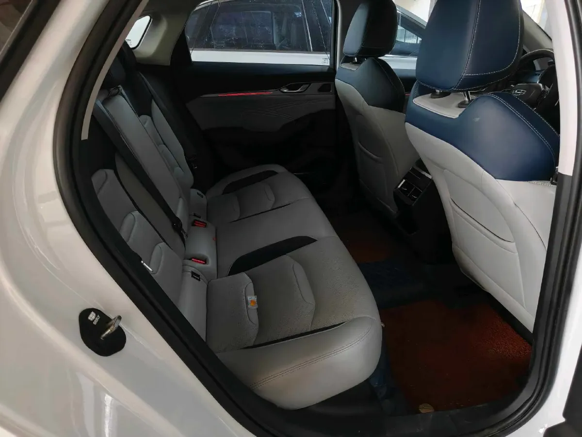 2021 Geely Preface 2.0T 190HP L4 7DCT,autocango,china used car exporter,china ev exporter,chinese used car exporter,chinese used ev exporter