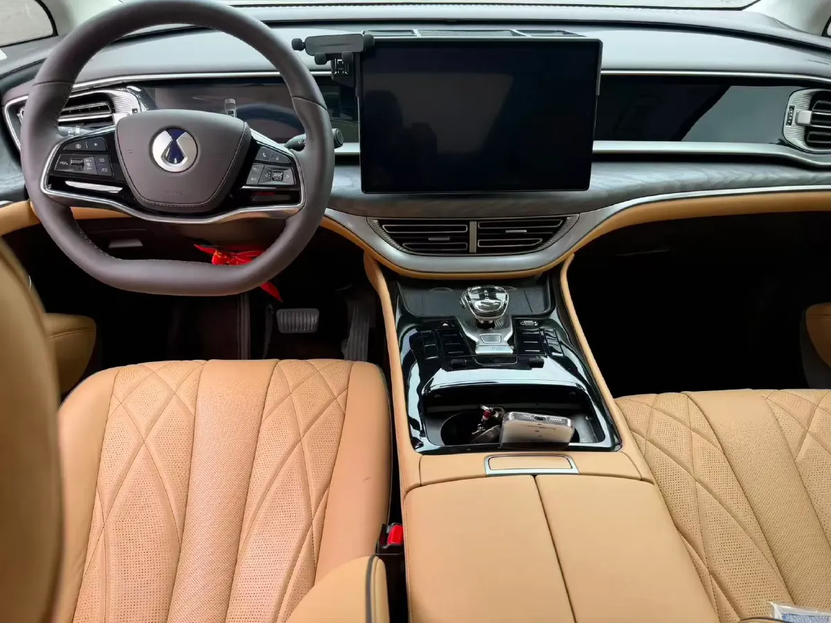 2024 Denza D9 1.5T 139HP L4 E-CVT PHEV 20.39KWH,autocango,china used car exporter,china ev exporter,chinese used car exporter,chinese used ev exporter