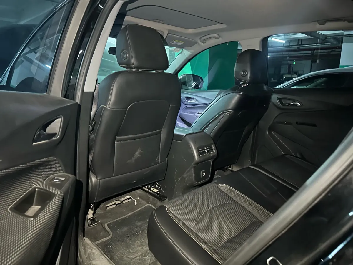 2018 Chevrolet Equinox 1.5T 180HP L4 6AT,autocango,china used car exporter,china ev exporter,chinese used car exporter,chinese used ev exporter