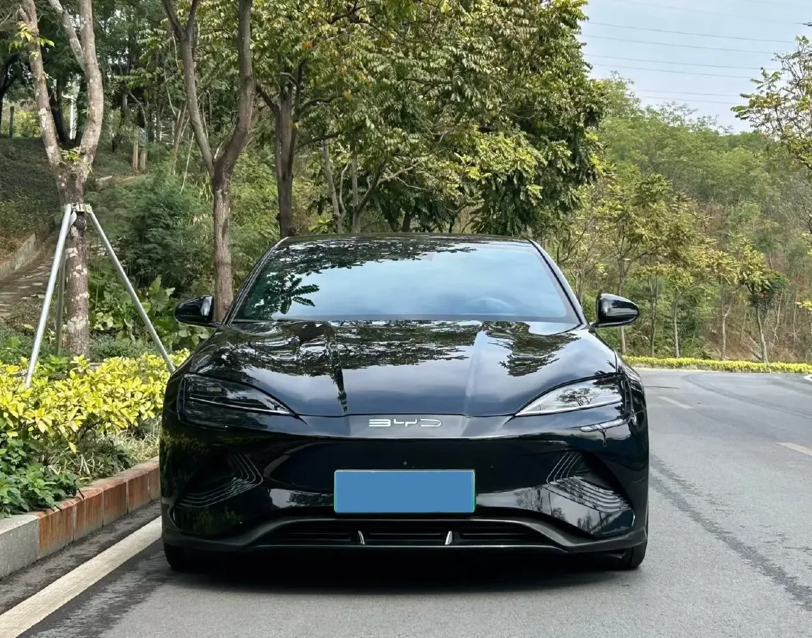 2022 MAXUS DaJia 5 BEV 70KWH,autocango,china used car exporter,china ev exporter,chinese used car exporter,chinese used ev exporter
