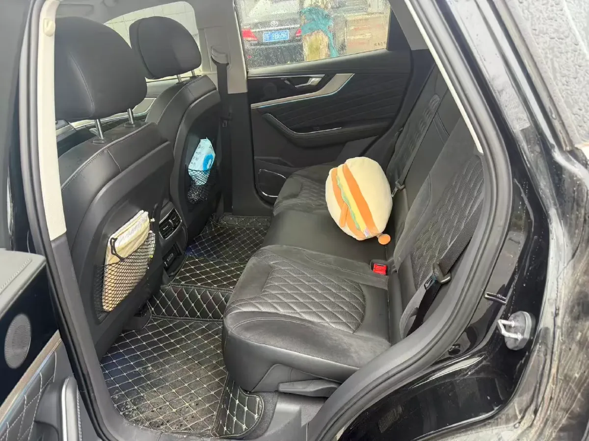 2019 HongQi HS5 2.0T 224HP L4 6AT,autocango,china used car exporter,china ev exporter,chinese used car exporter,chinese used ev exporter