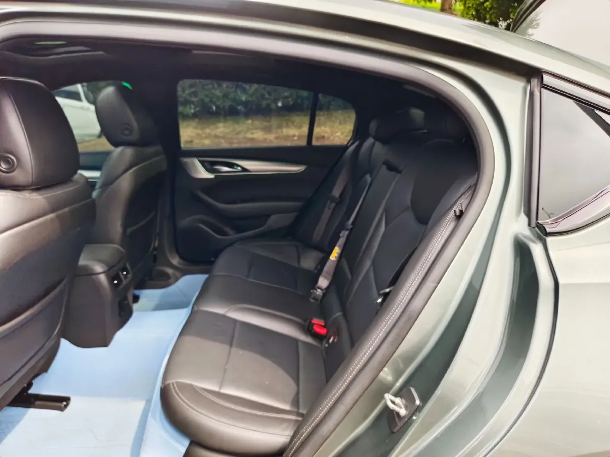 2023 Cadillac CT5 2.0T 237HP L4 10AT,autocango,china used car exporter,china ev exporter,chinese used car exporter,chinese used ev exporter