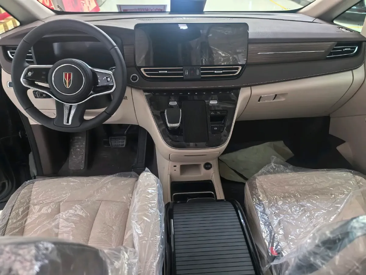 2024 HongQi HQ9 2.0T 252HP L4 8AT,autocango,china used car exporter,china ev exporter,chinese used car exporter,chinese used ev exporter