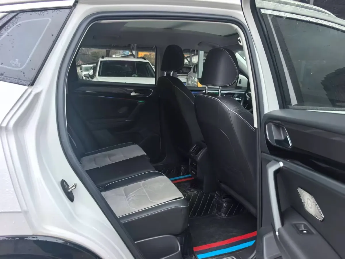 2020 Volkswagen Tayron X 2.0T 186HP L4 7DCT,autocango,china used car exporter,china ev exporter,chinese used car exporter,chinese used ev exporter