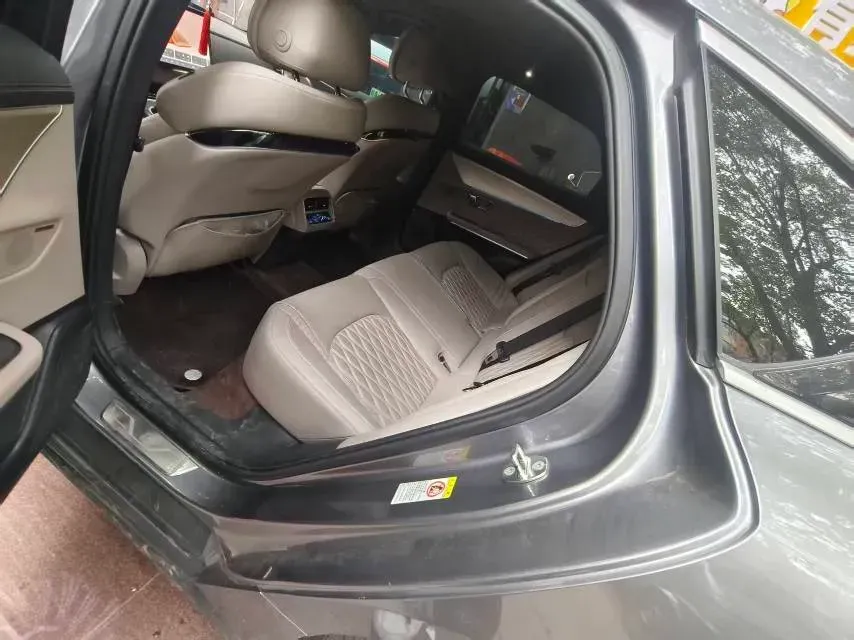 2024 BYD Han BEV 72KWH,autocango,china used car exporter,china ev exporter,chinese used car exporter,chinese used ev exporter