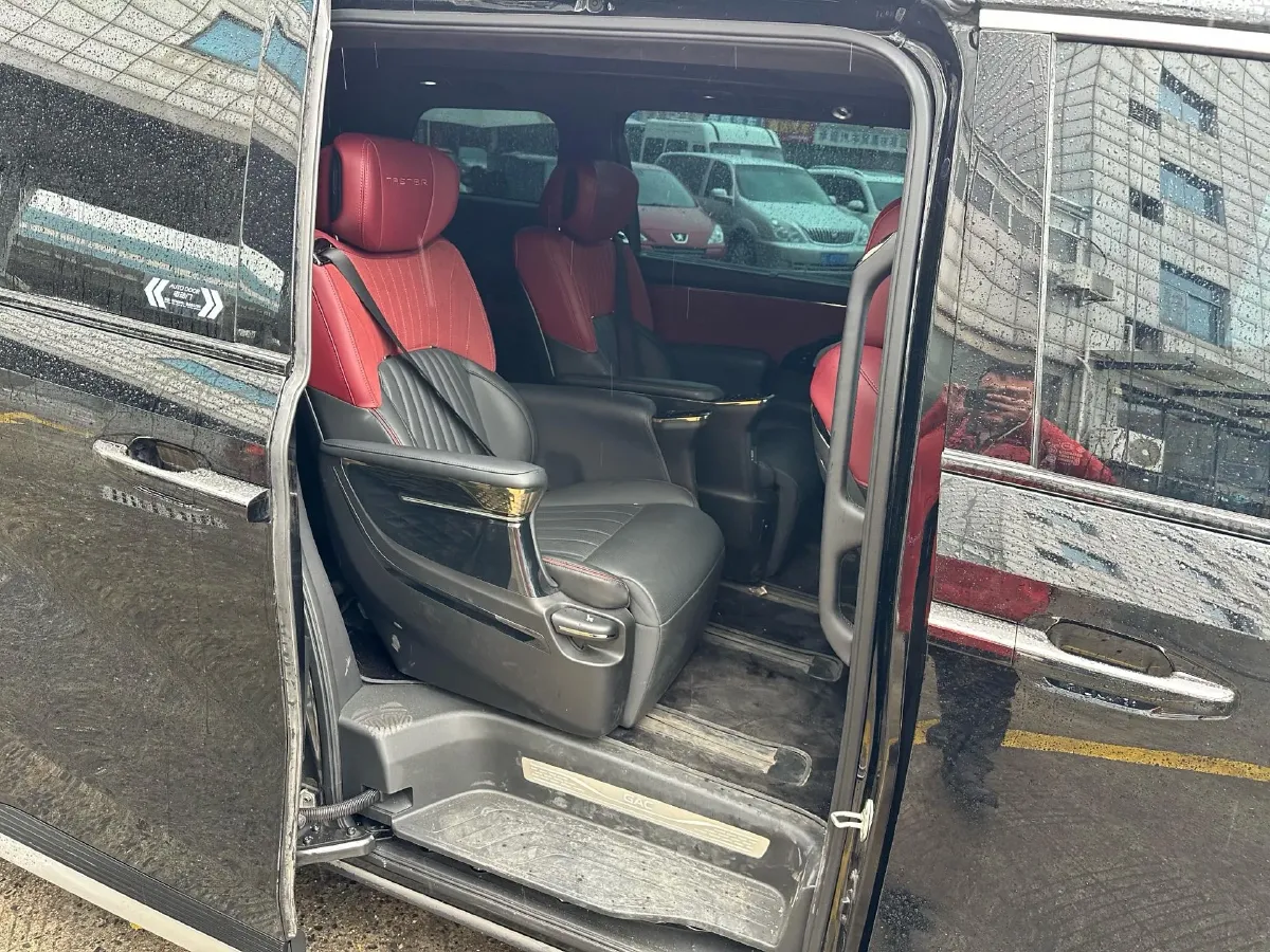 2025 GAC Trumpchi M8 2.0T 190HP L4 2DHT Hybrid,autocango,china used car exporter,china ev exporter,chinese used car exporter,chinese used ev exporter