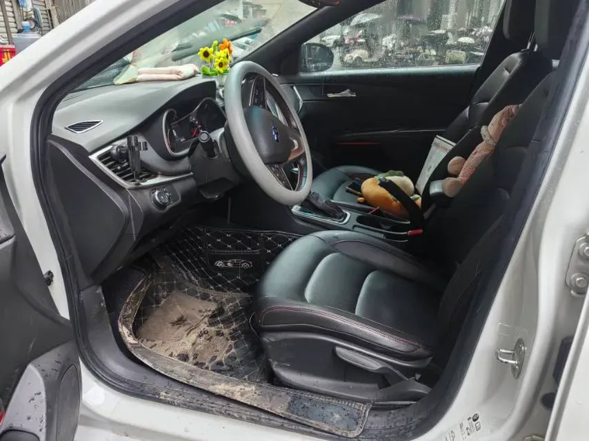 2019 Chevrolet Monza 1.3T 163HP L3 6AT,autocango,china used car exporter,china ev exporter,chinese used car exporter,chinese used ev exporter