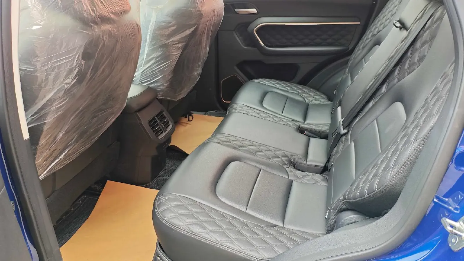 2020 Haval H6 1.5T 169HP L4 7DCT,autocango,china used car exporter,china ev exporter,chinese used car exporter,chinese used ev exporter